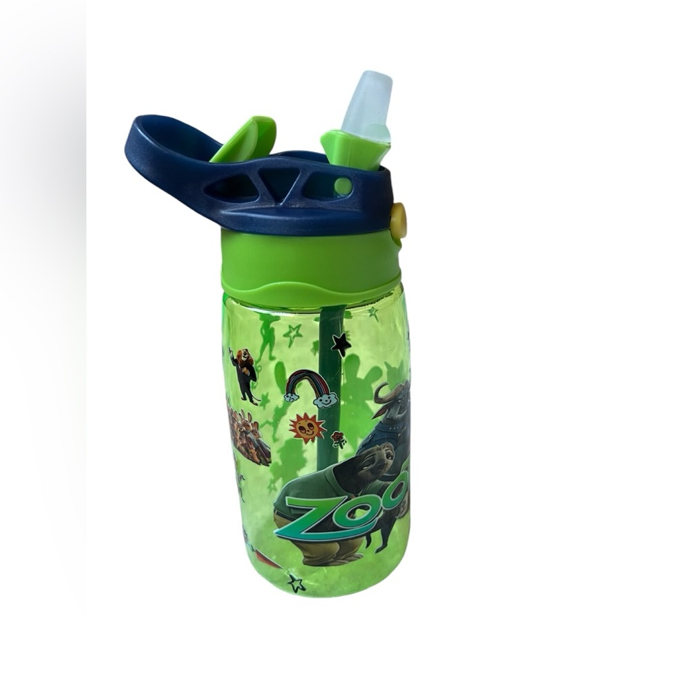 NWT DISNEY ZOOTOPIA WATERBOTTLE